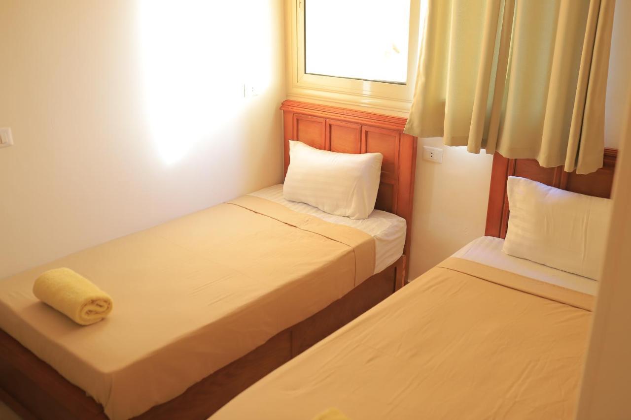 Champollion Albergue *